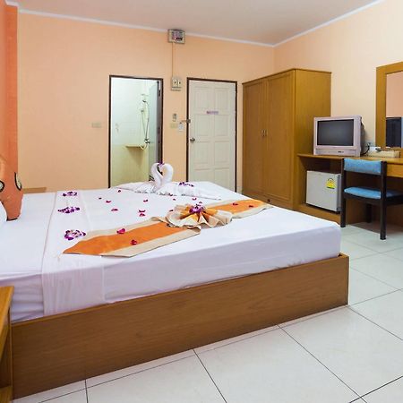 Guesthouse Belvedere Patong Екстериор снимка